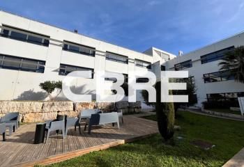 Bureaux à louer Sophia Antipolis - Proche A8 et transports en commun