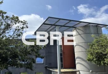 Location bureaux Sophia Antipolis - Proche autoroute A8 et gare TGV Antibes