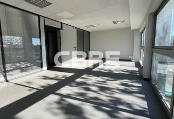 Location bureaux Saint-Laurent-du-Var - Proche aéroport et autoroute