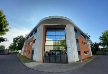 Location bureaux Saint-Grégoire - Proche rocade et commerces