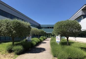 Location bureaux Labège - Proche autoroutes et transports en commun