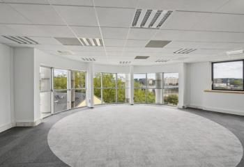 Bureaux à vendre Sèvres - Vue Seine - Proche métro, tramway et RER
