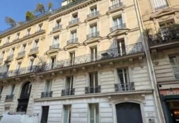 Vente bureau Paris 16 - Entre Iéna et George V, proche bus et métro