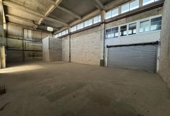 Location entrepôt Nanterre - Proche A86 et RER A