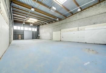 Location entrepôt Coignières - Proche A12 et Paris