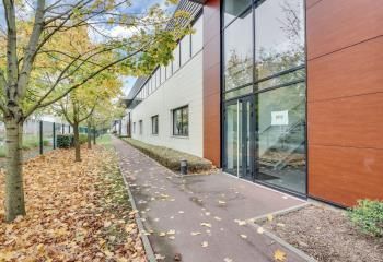 Location entrepôt Lisses - Proximité A6 et N104