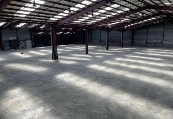 Location entrepôt Provins - 50 km de Paris - 4 portes à quai