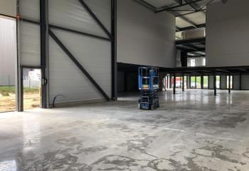 Local d'activité à louer Tigery - Proximité N104 et RER D
