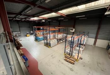 Vente entrepôt Coignières - Proche N10 et Gare de La Verrière