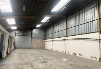 Location entrepôt Houdan - Proche N12 et Transilien