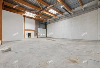 Location entrepôt Le Bourget - Proximité A1, A3, RER B