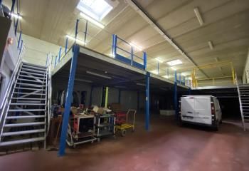 Vente local d'activité Grigny - Proche RER D et A6