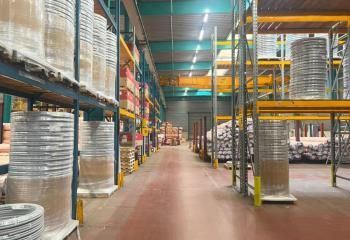 Location entrepôt Orgeval - Proximité A13 et Transilien