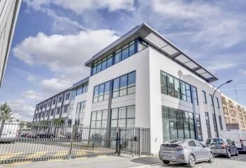 Location entrepôt Ivry-sur-Seine - Proche Paris et autoroutes A4-A6-A86