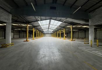 Location entrepôt Paris 12 - Proximité A4, A86, RER C, Métro 8 et 14