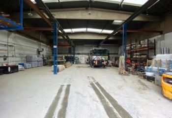 Location entrepôt Saint-Ouen-l'Aumône - Proximité A115 et RER C