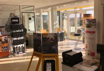 Entrepôt à vendre Chanteloup-les-Vignes - Proche A13 et Transilien