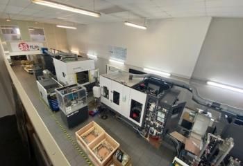 Local d'activité à louer Courbevoie - Proximité A14, A86 et Transilien J