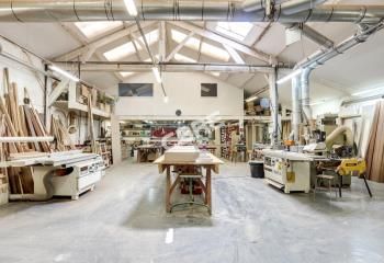 Location entrepôt Bondy - Proximité tram et transilien