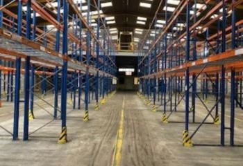 Location entrepôt Villeneuve-la-Garenne - Proche A15, A86, RER H et C