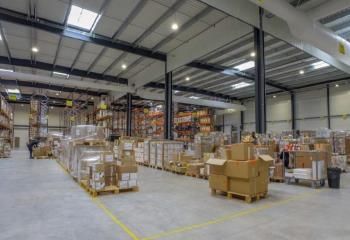 Location entrepôt Persan - Proche A16 et Transilien