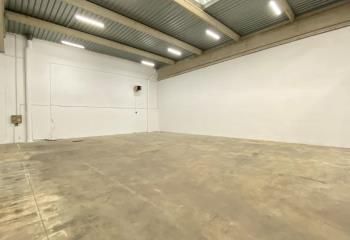 Location entrepôt Bondy - Proximité tram T4 et Transilien E