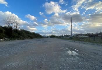 Terrain à louer Ivry-sur-Seine - accès A4, A86 et RER C