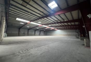 Location entrepôt Sucy-en-Brie - Proche RER A et bus