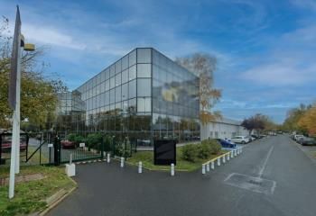 Location entrepôt Les Ulis - Proximité N118 et transports en commun