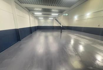 Location entrepôt Orly - Proximité A6b et A86, RER C