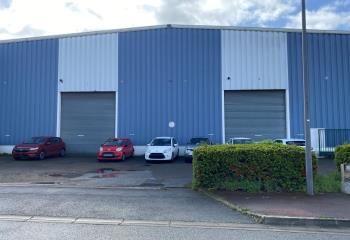 Location entrepôt Aubergenville - Accès A13 et Transilien J