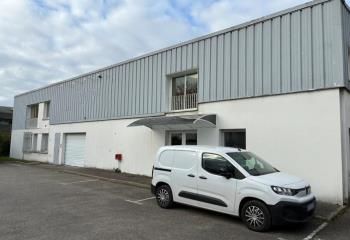 Location entrepôt/local d'activité Buc - Proche D938 et transports
