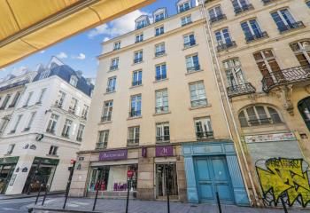 Bureaux à louer Paris 1 - Proximité Métro Pyramides