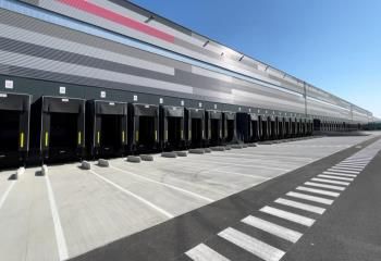 Cellule logistique à louer Port-Saint-Louis-du-Rhône - Proximité terminal conteneurs