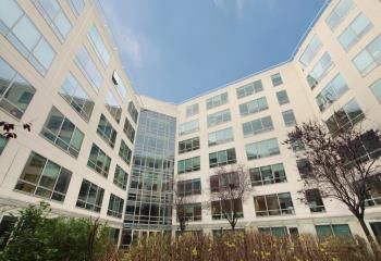 Location bureaux Issy-les-Moulineaux - Immeuble standing