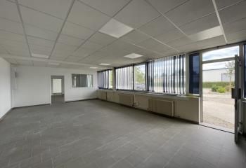 Location bureaux Pont-Audemer - Proche A13, environnement verdoyant