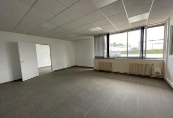 Location bureau Pont-Audemer - Proche A13, environnement verdoyant