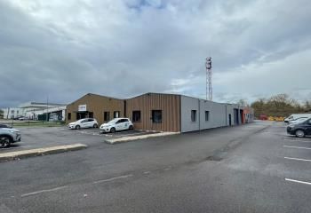Location activité/entrepôt - 710 m²