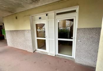 Location bureau Barentin - Proche gare SNCF et centre-ville