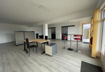 Location bureaux Bresles - Proche aéroport Beauvais et gare