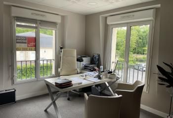 Vente bureau Vineuil-Saint-Firmin - Proche Chantilly et Roissy