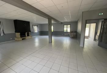 Bâtiment indépendant à vendre Novillers - Axe Chambly/Beauvais