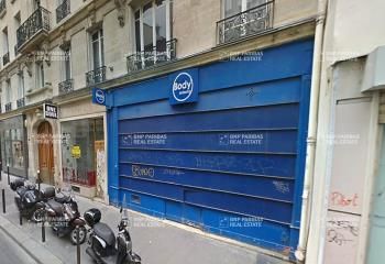 Location local commercial - 188 m²