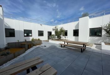 Location bureaux Limonest - Proche A6 et gare TGV Lyon Part-Dieu