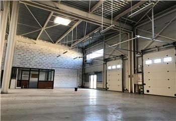 Local d'activité à louer Sainte-Marie-aux-Chênes - Proximité A4/A31