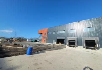 Location local d'activité Saint-Ouen-l'Aumône - Proche transports