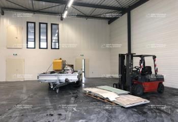 Local d'activité à louer Saint-Ismier - Proximité A41 et transports