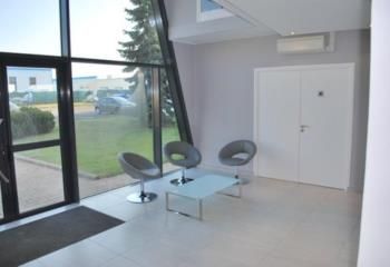 Location bureaux La Talaudière - Proche A72, Aéroport et Gare