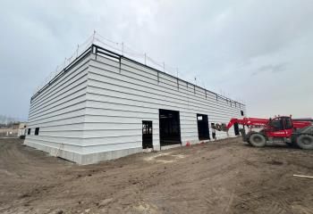 Location cellules artisanales Savigneux - Parc collectif neuf