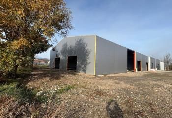 Local d'activité à vendre Savigneux - Façade rue passante